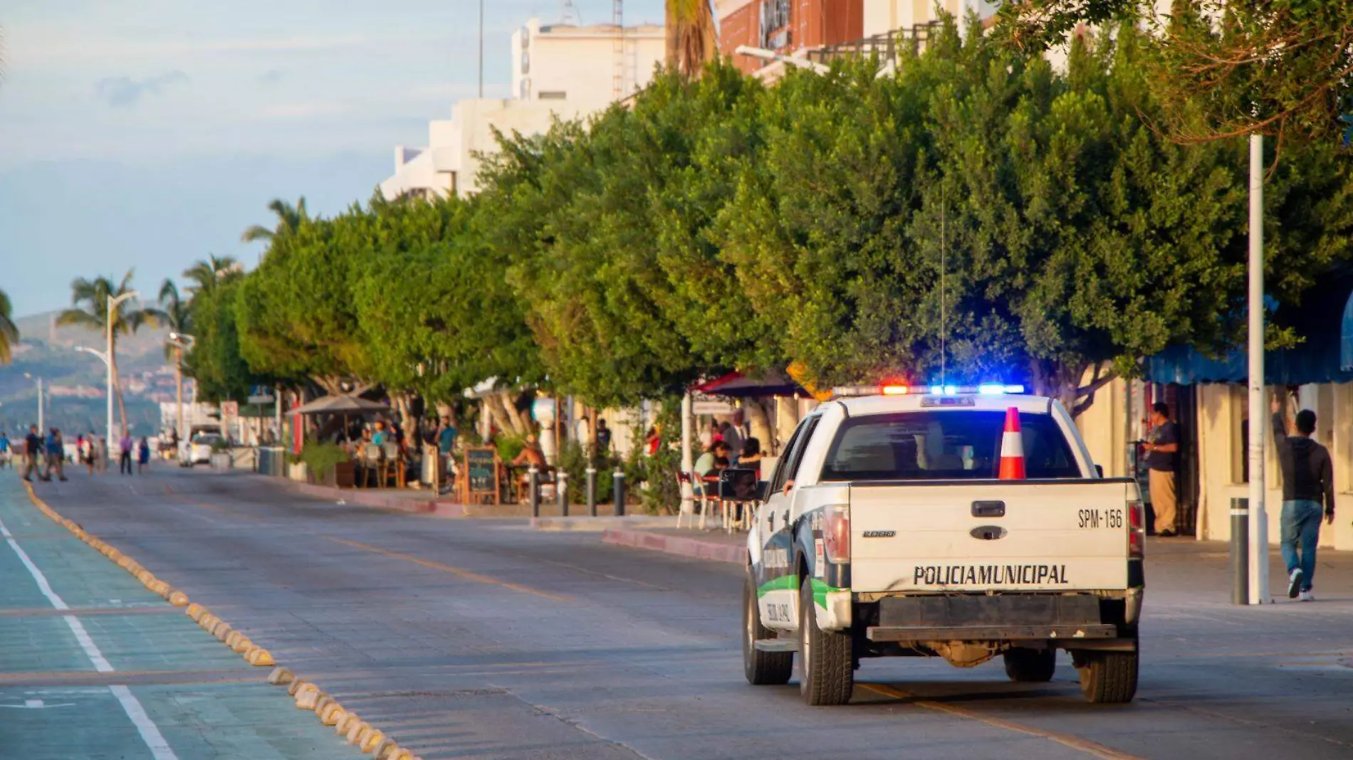 Cierre vial malecon la paz